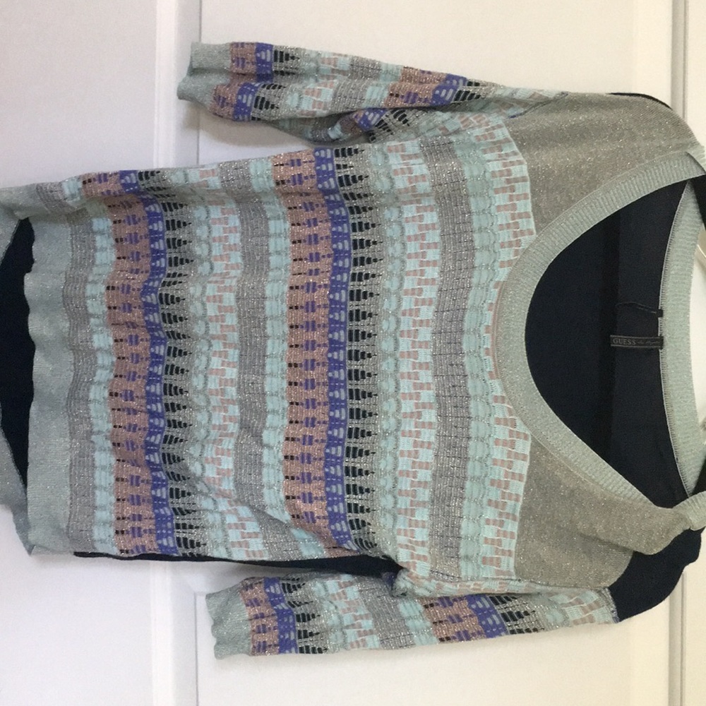 Lightweight sweater